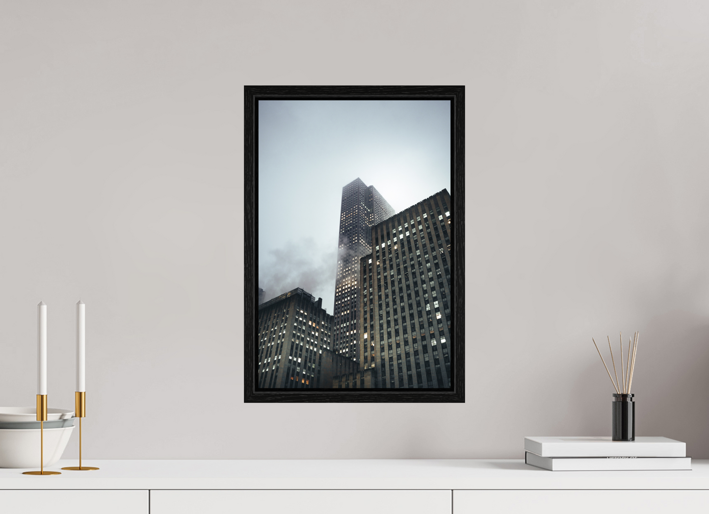Brume sur un building New‑Yorkais