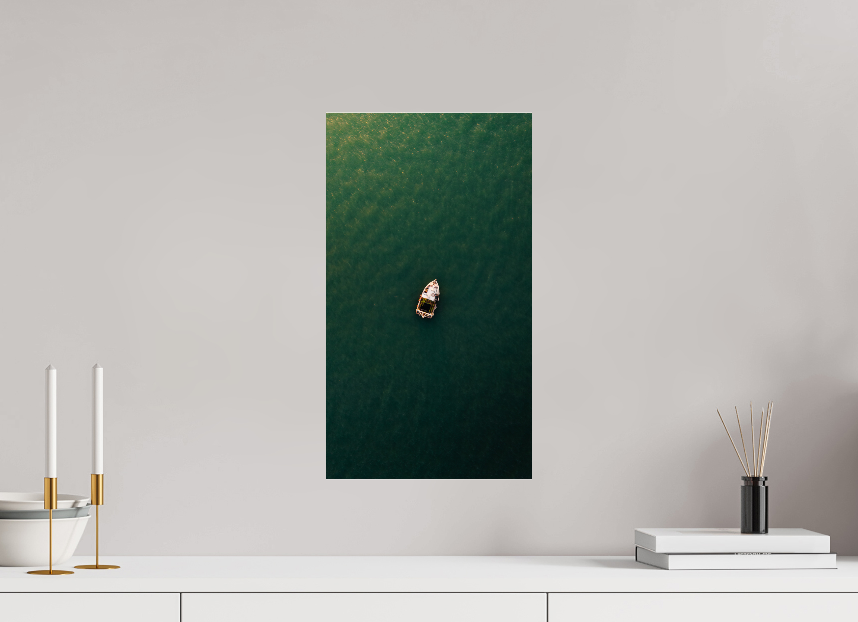 27 x 48 cm, Photo Print Under Acrylic Glass Photographie Murale - Bateau de pêche isolé.